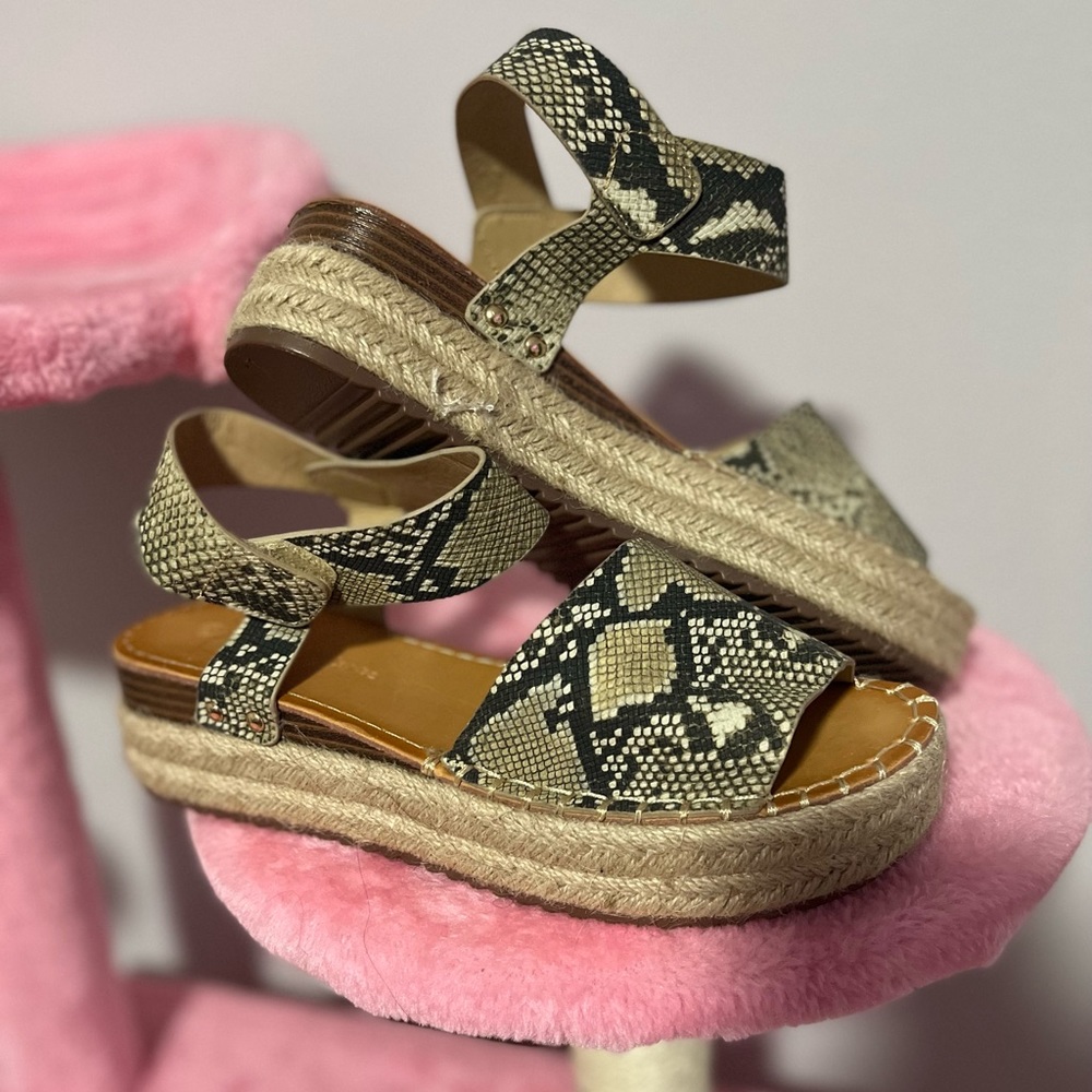 Snake skin platform sandals